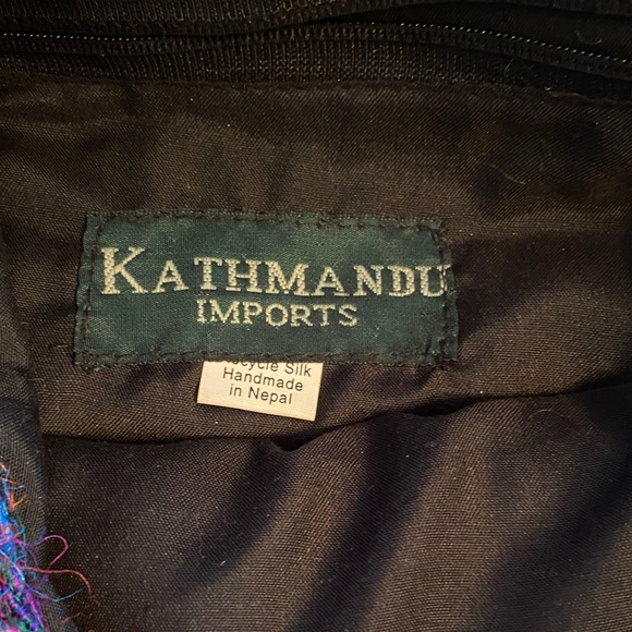 Handmade silk Multicolor Knit Crossbody Bag - Vibrant Pink & Red - Picture 5 of 12